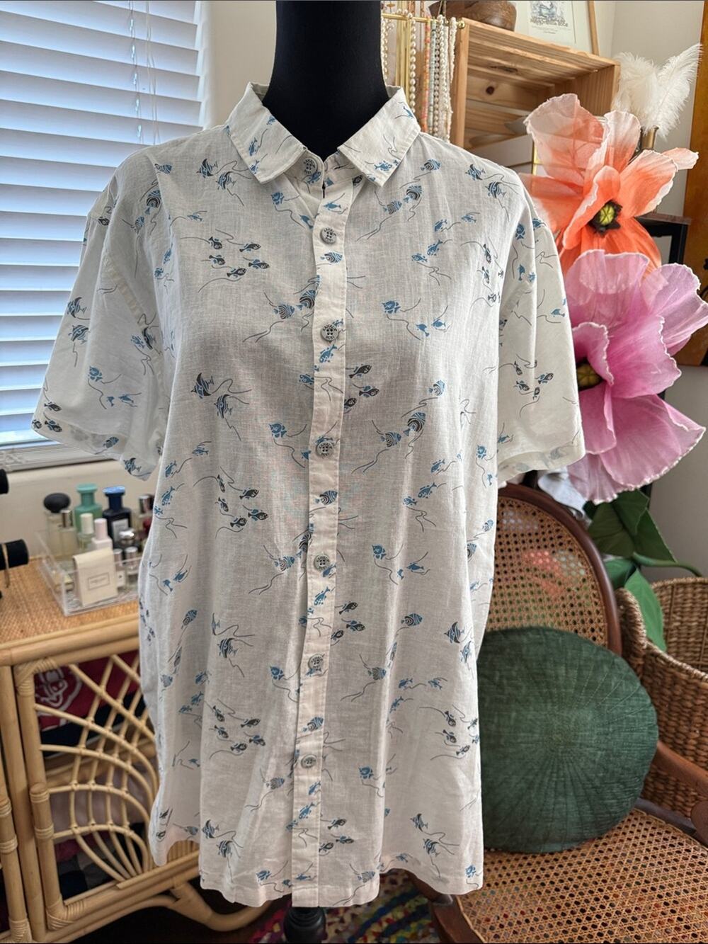 Men’s Kahala Original Aloha Tropical Fish Print Linen Cotton Hawaiian Shirt